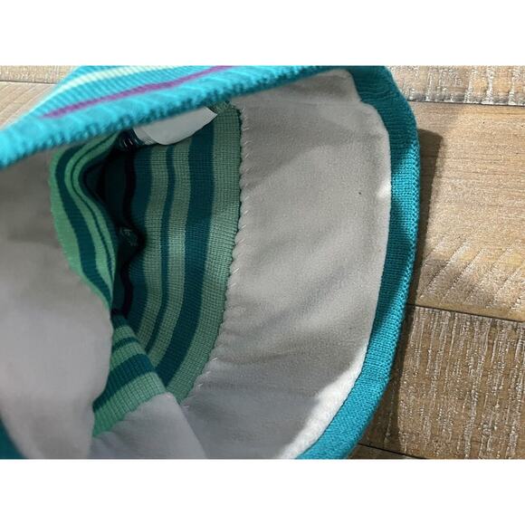 The North Face Youth Medium Winter Beanie Teal Purple Striped YOUTH MEDIUM - Picture 3 of 4